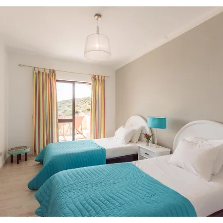 Apartment Oceanfront Escape In - Breathtaking Algarve Views
