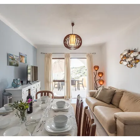 Oceanfront Escape In - Breathtaking Algarve Views * Carvoeiro (Lagoa)