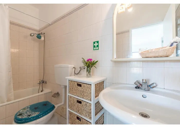 Oceanfront Escape In - Breathtaking Algarve Views Carvoeiro (Lagoa)
